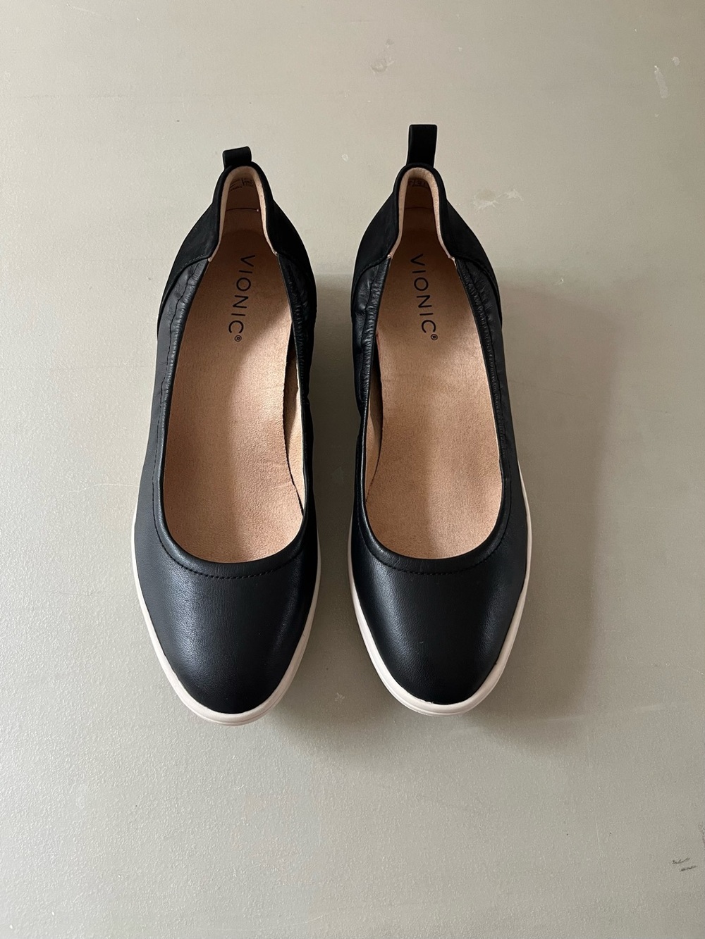 Vionic Women's Black Slip-On Comfort Flats